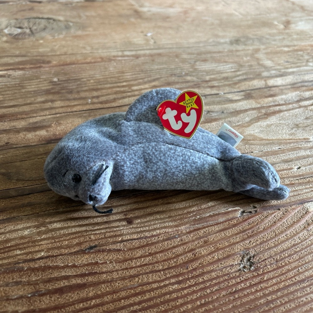 Rare Retired Slippery The Seal 1998 Ty Beanie Babies Baby With swing Tags.